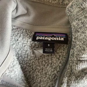 Women’s Patagonia quarter zip